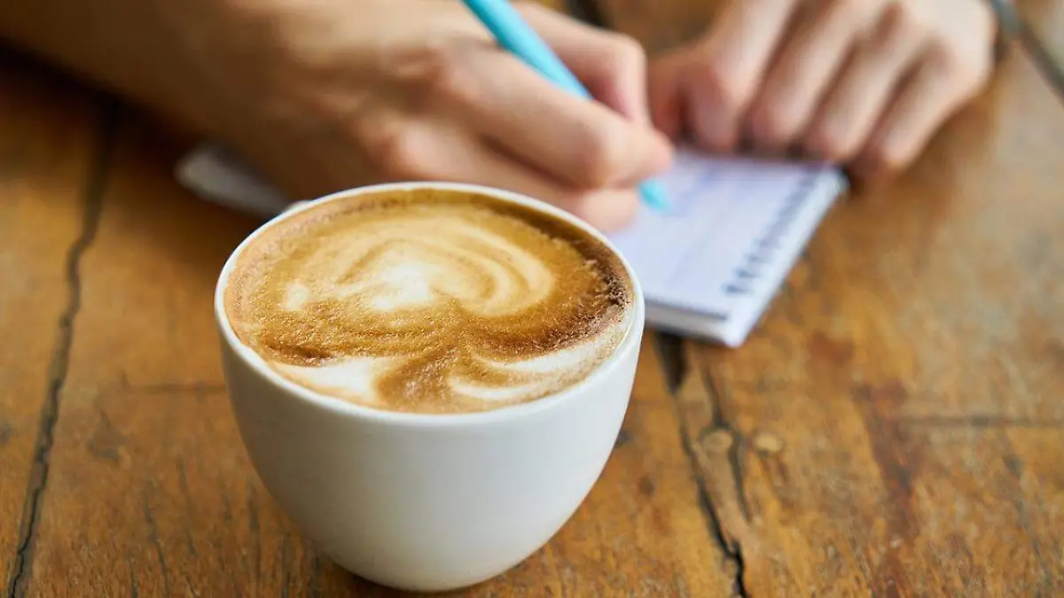 Una de las bebidas preferidas en el mundo es el café y no sólo se consume para una buena charla o acompañado de un delicioso postre